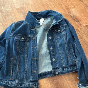 NEW WITH TAGS: Loft Jean Jacket